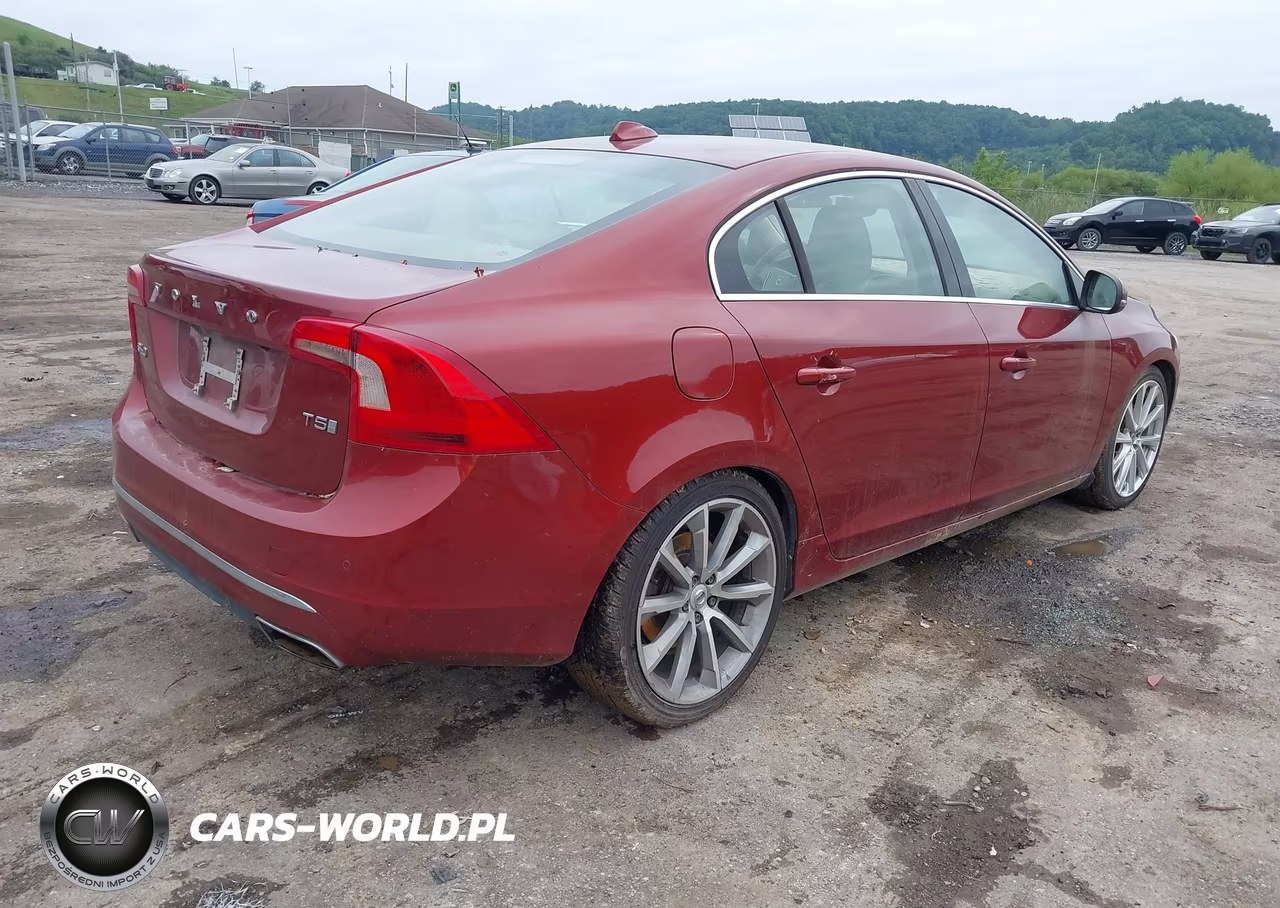 2016 Volvo S60 Inscription T5 Drive-E Premier VIN:LYV402FK0GB110307 - 4