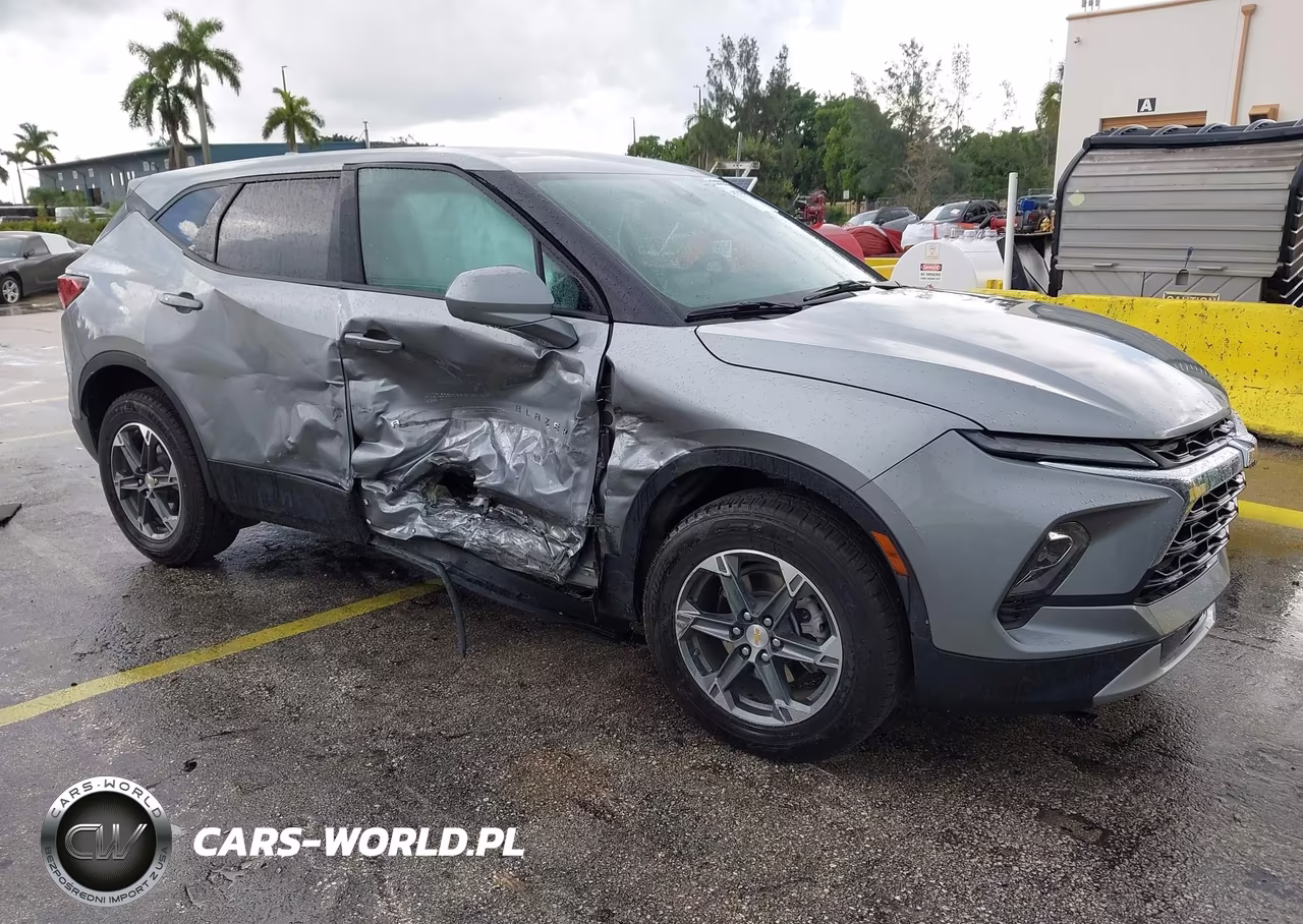 2025 Chevrolet Blazer Fwd 2Lt – zdjęcie 1 z 16