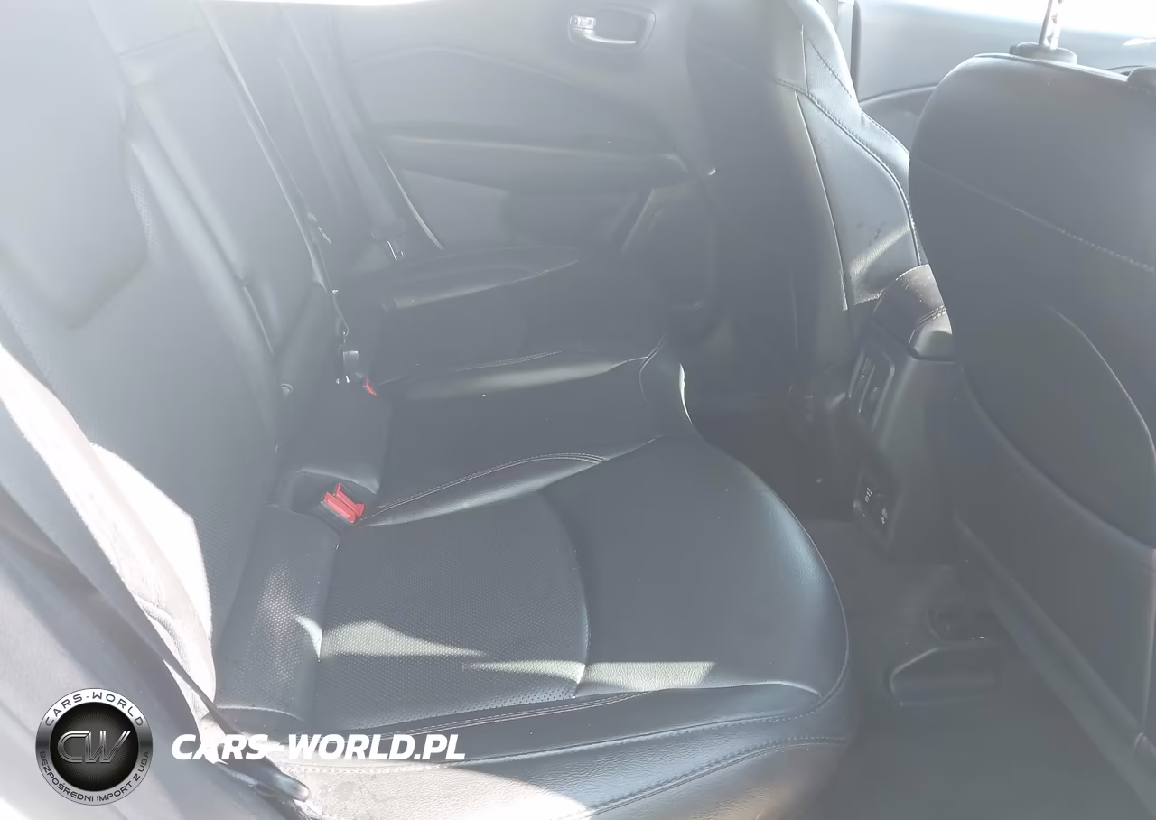 2019 Jeep Compass Limited 4X4 VIN:3C4NJDCB1KT690225 - 8