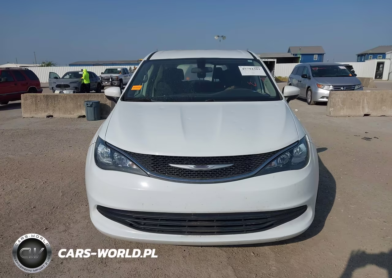 2018 Chrysler Pacifica Lx VIN:2C4RC1CG0JR100779 - 12