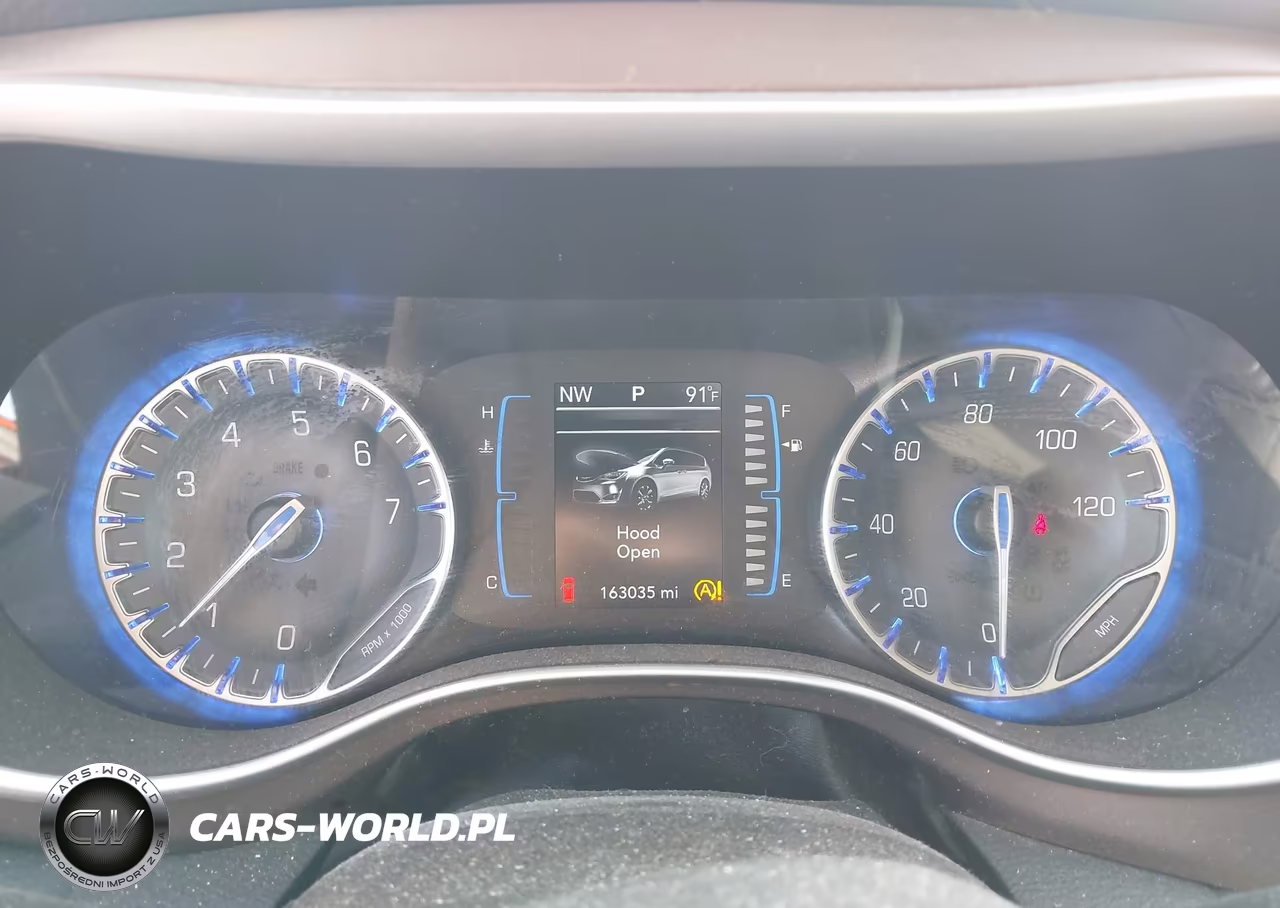 2018 Chrysler Pacifica Lx VIN:2C4RC1CG0JR100779 - 7