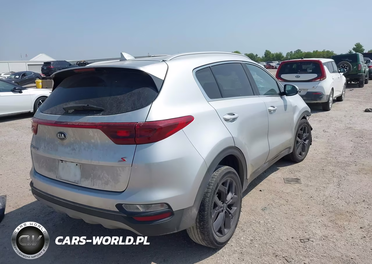 2020 Kia Sportage S VIN:KNDP63AC1L7654637 - 4