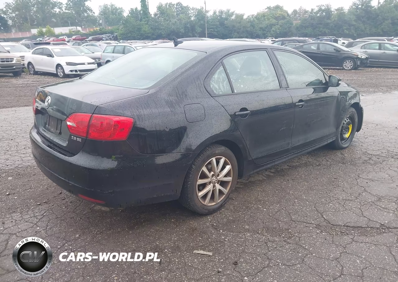 2012 Volkswagen Jetta 2.5L Se VIN:3VWDX7AJ3CM370659 - 4