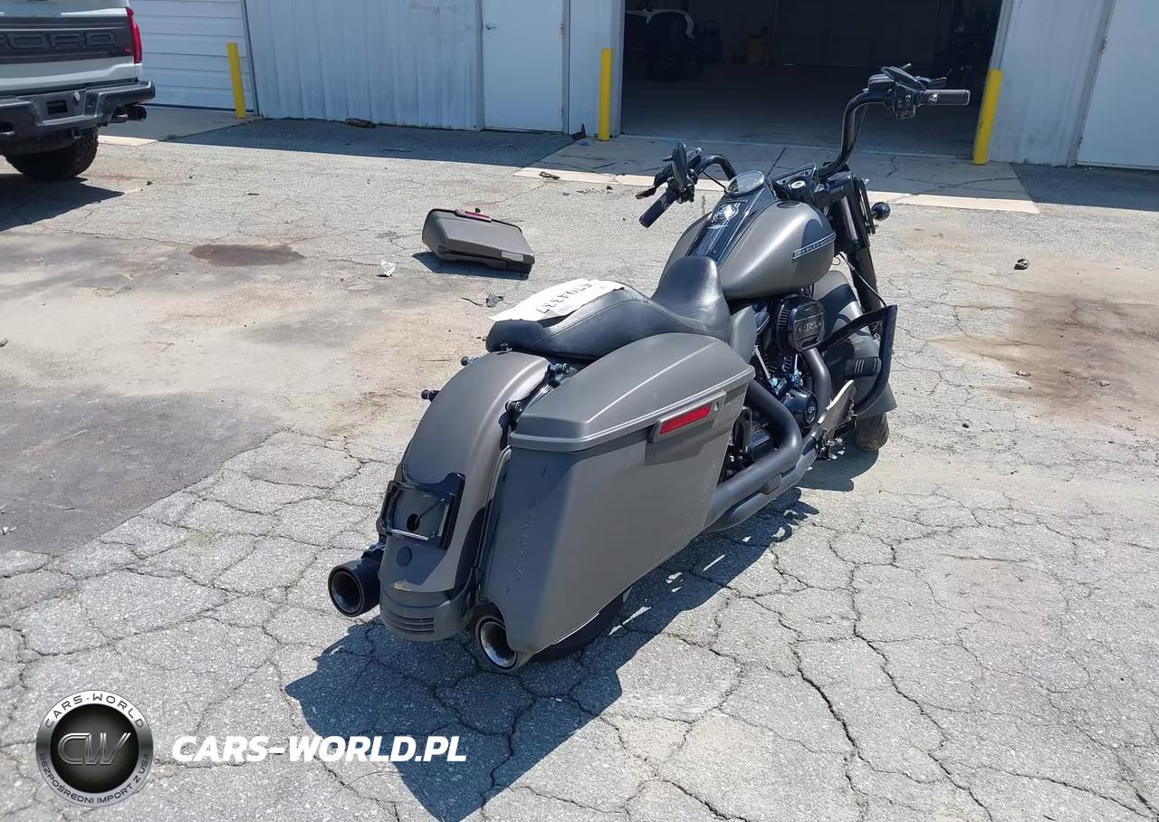 2018 Harley-Davidson Flhrxs VIN:1HD1KVC13JB649165 - 4