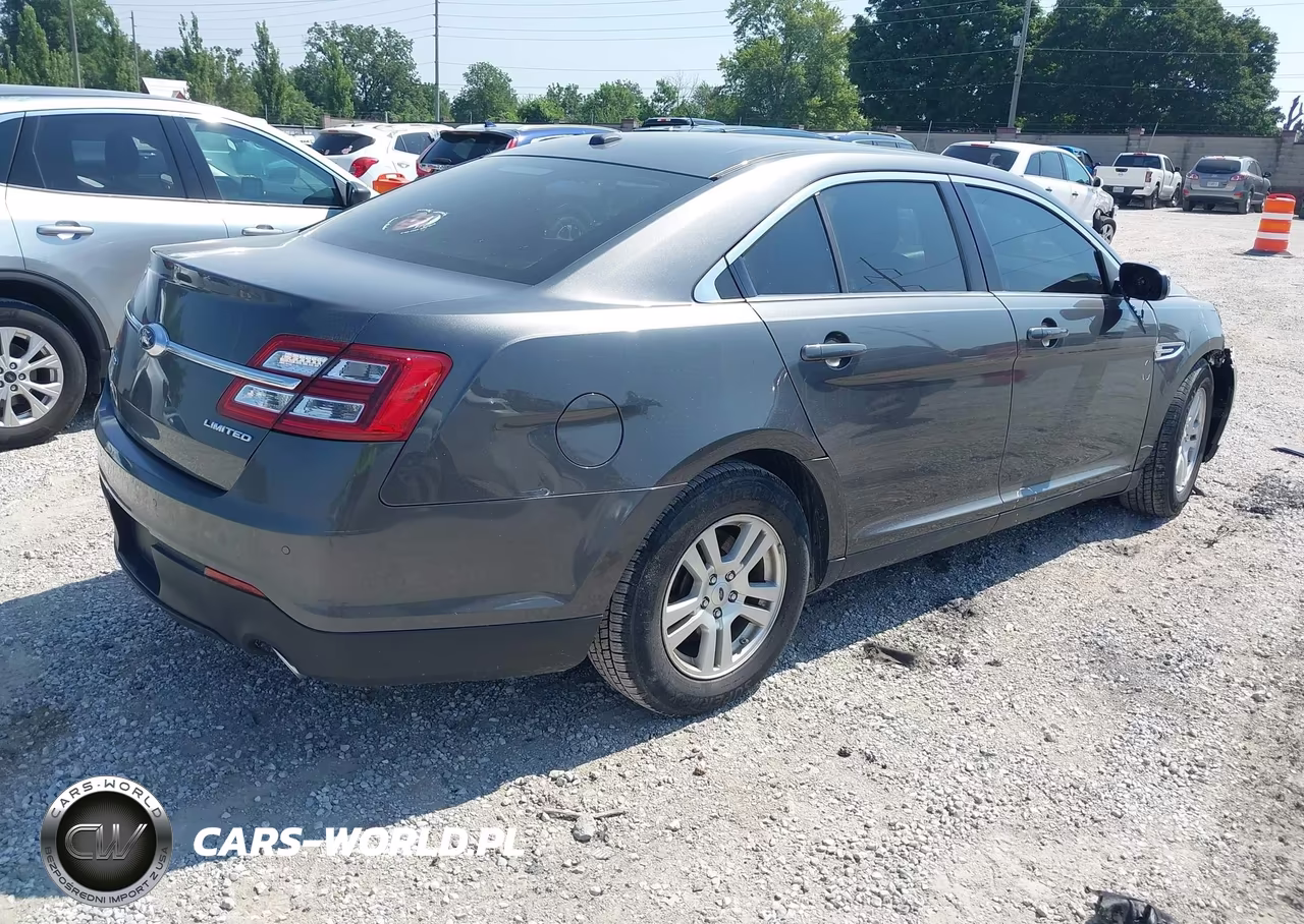 2019 Ford Taurus Limited VIN:1FAHP2F82KG114203 - 4