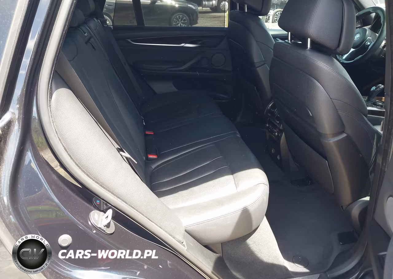 2016 BMW X5 xDrive50I VIN:5UXKR6C55G0J83414 - 8