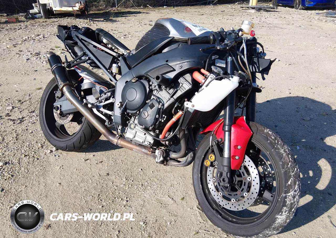 2003 Yamaha Yzfr1 – zdjęcie 1 z 13