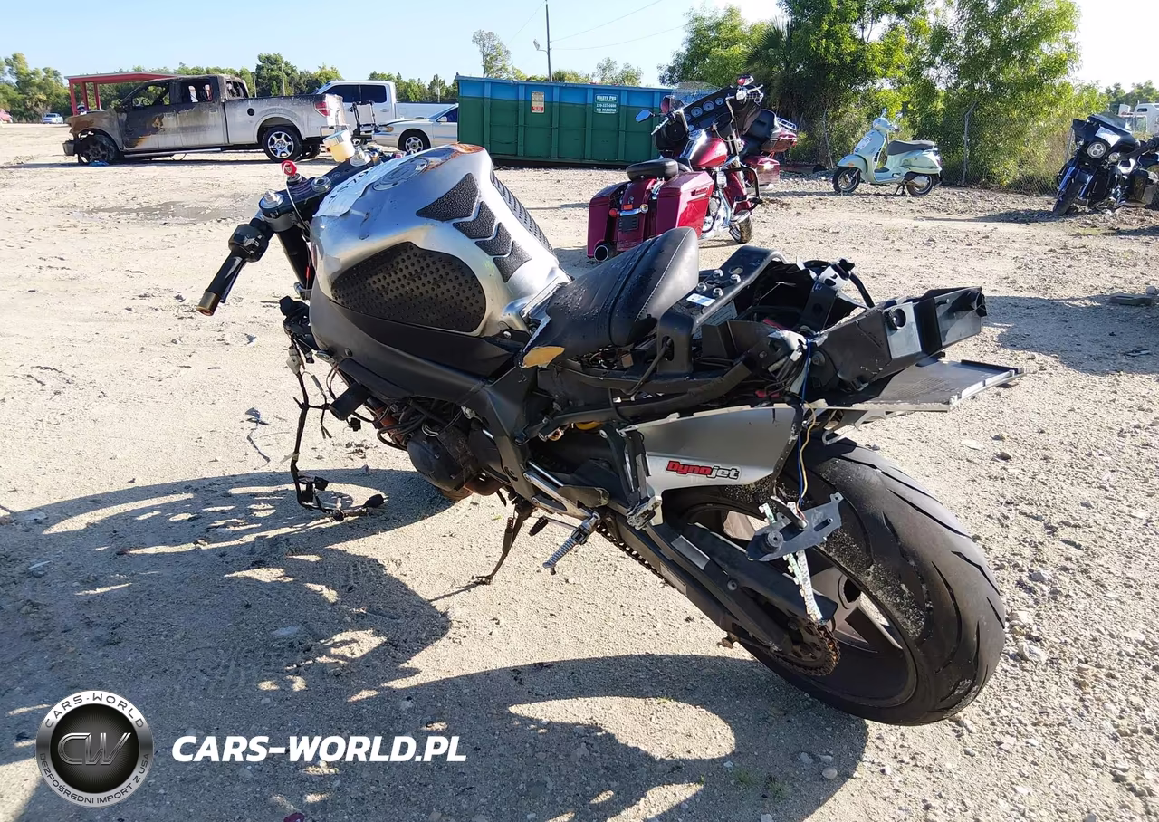 2003 Yamaha Yzfr1 VIN:JYARN10E83A007301 - 3