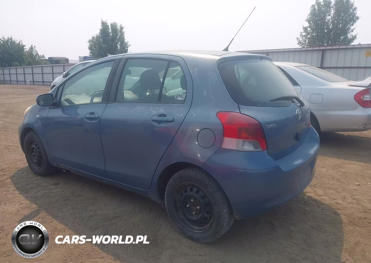 2010 Toyota Yaris VIN:JTDKT4K32A5324747 - 3