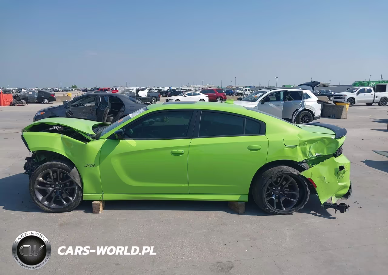 2023 Dodge Charger Scat Pack VIN:2C3CDXGJ2PH672774 - 14