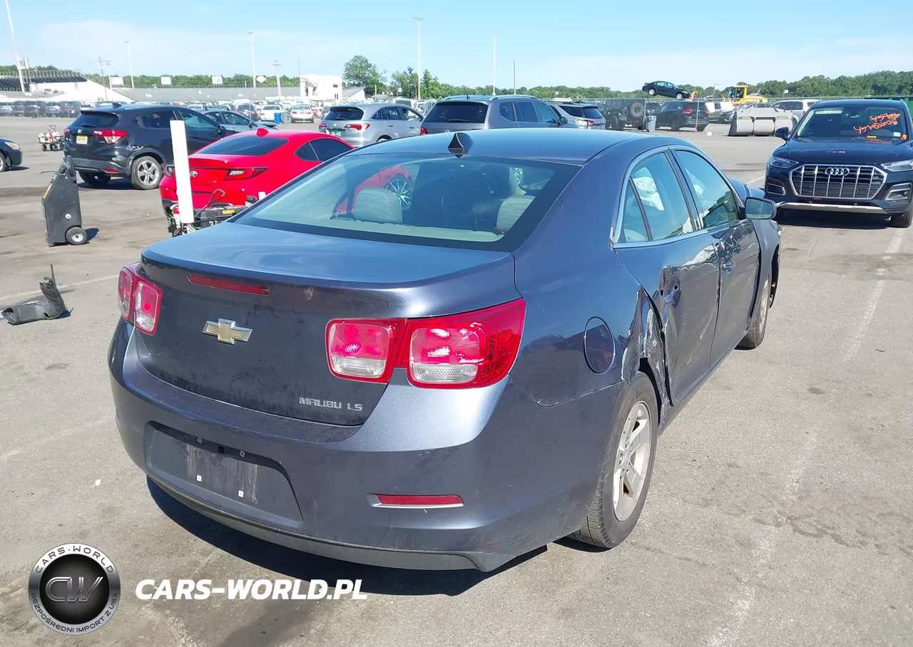 2014 Chevrolet Malibu 1Ls VIN:1G11B5SL9EF160426 - 4