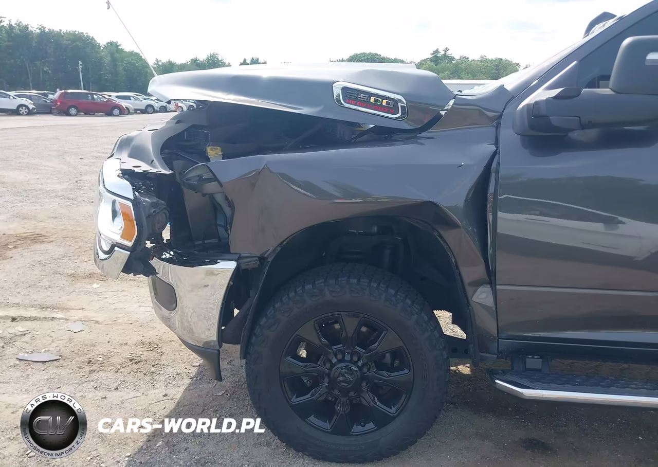 2024 Ram 2500 Tradesman 4X4 6'4 Box VIN:3C6UR5CJ2RG252390 - 16