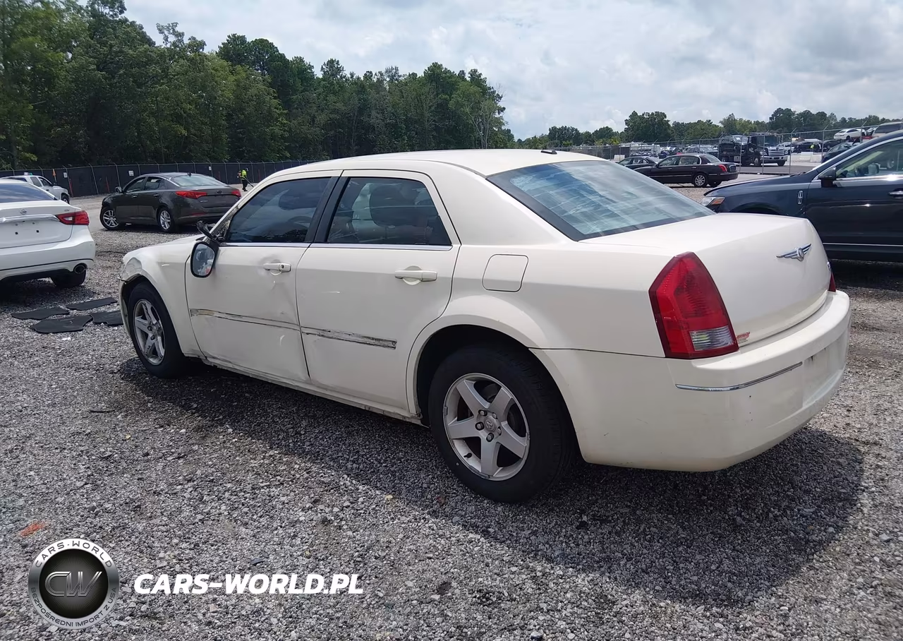 2007 Chrysler 300 Touring VIN:2C3KA53G27H609337 - 3