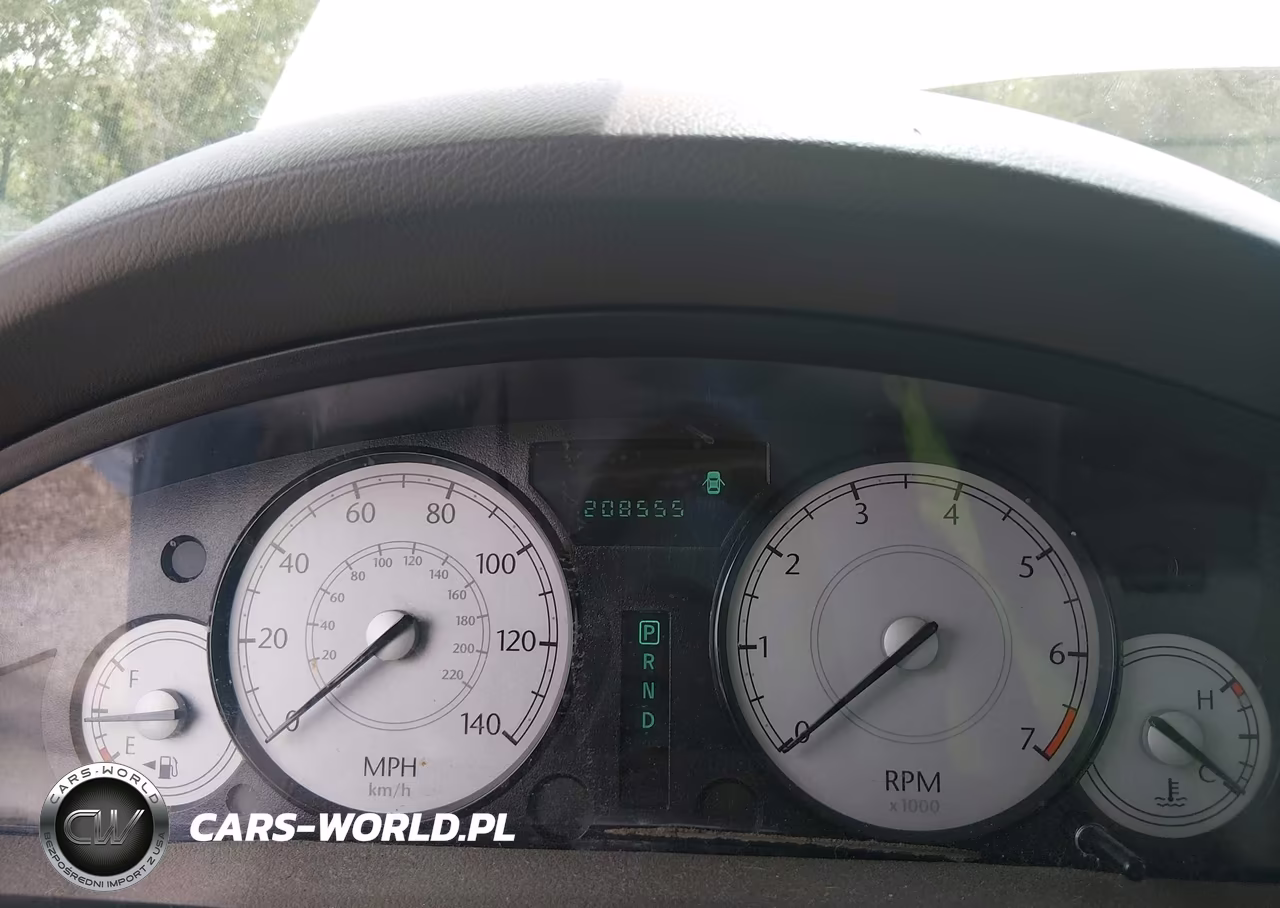 2007 Chrysler 300 Touring VIN:2C3KA53G27H609337 - 7