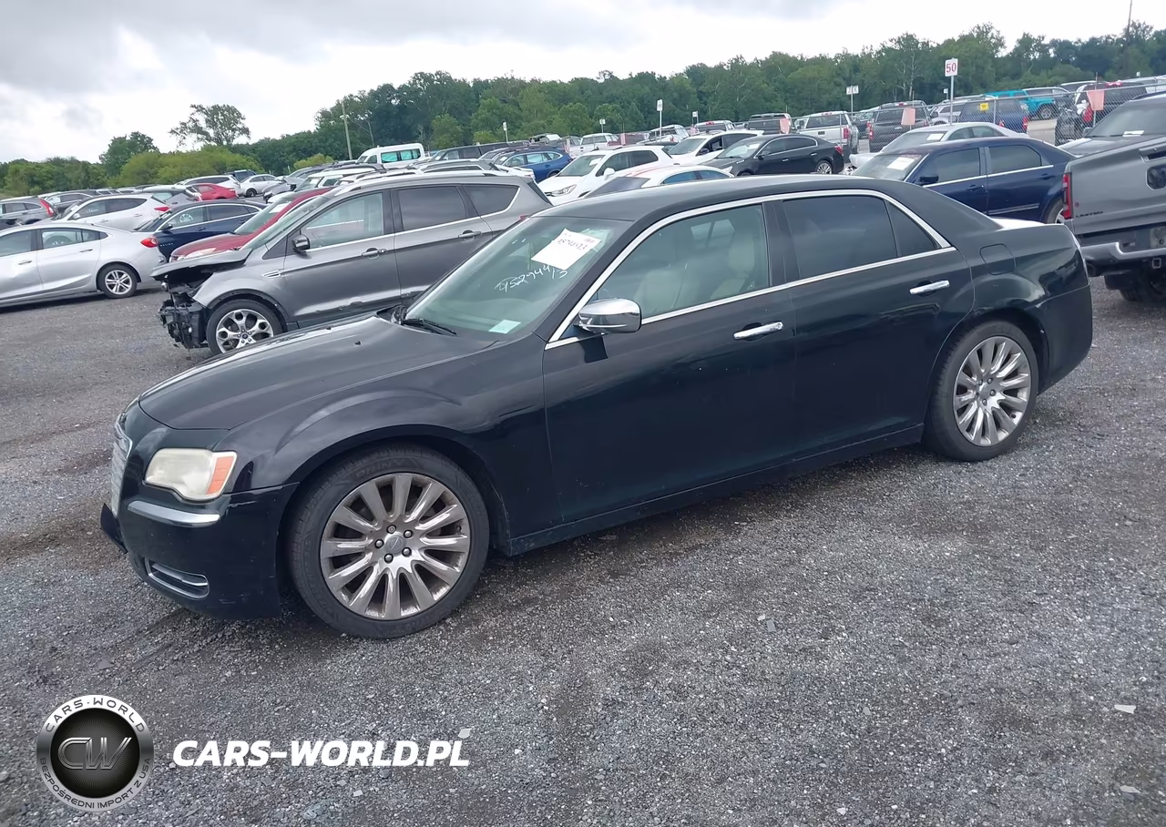 2014 Chrysler 300 Uptown Edition VIN:2C3CCAAG1EH327567 - 2
