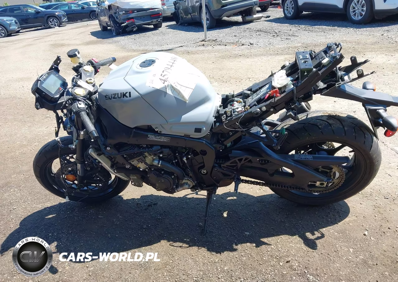 2022 Suzuki Gsx-R1000 VIN:JS1DM11B9N7100019 - 14