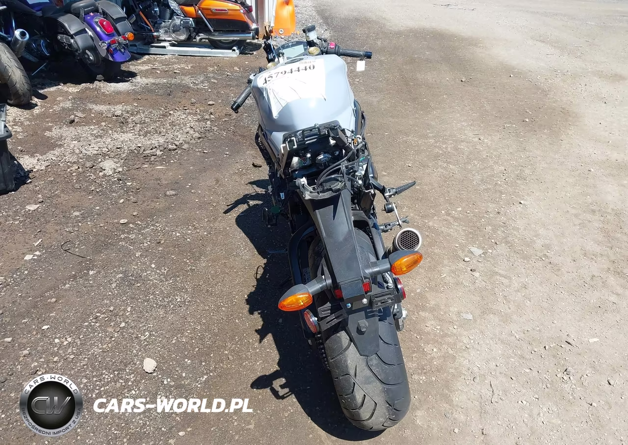 2022 Suzuki Gsx-R1000 VIN:JS1DM11B9N7100019 - 6