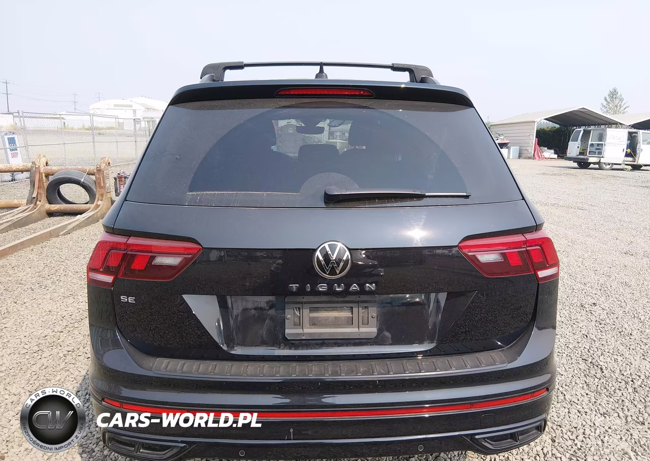 2023 Volkswagen Tiguan 2.0T Se R-Line Black VIN:3VVCB7AX7PM058112 - 17