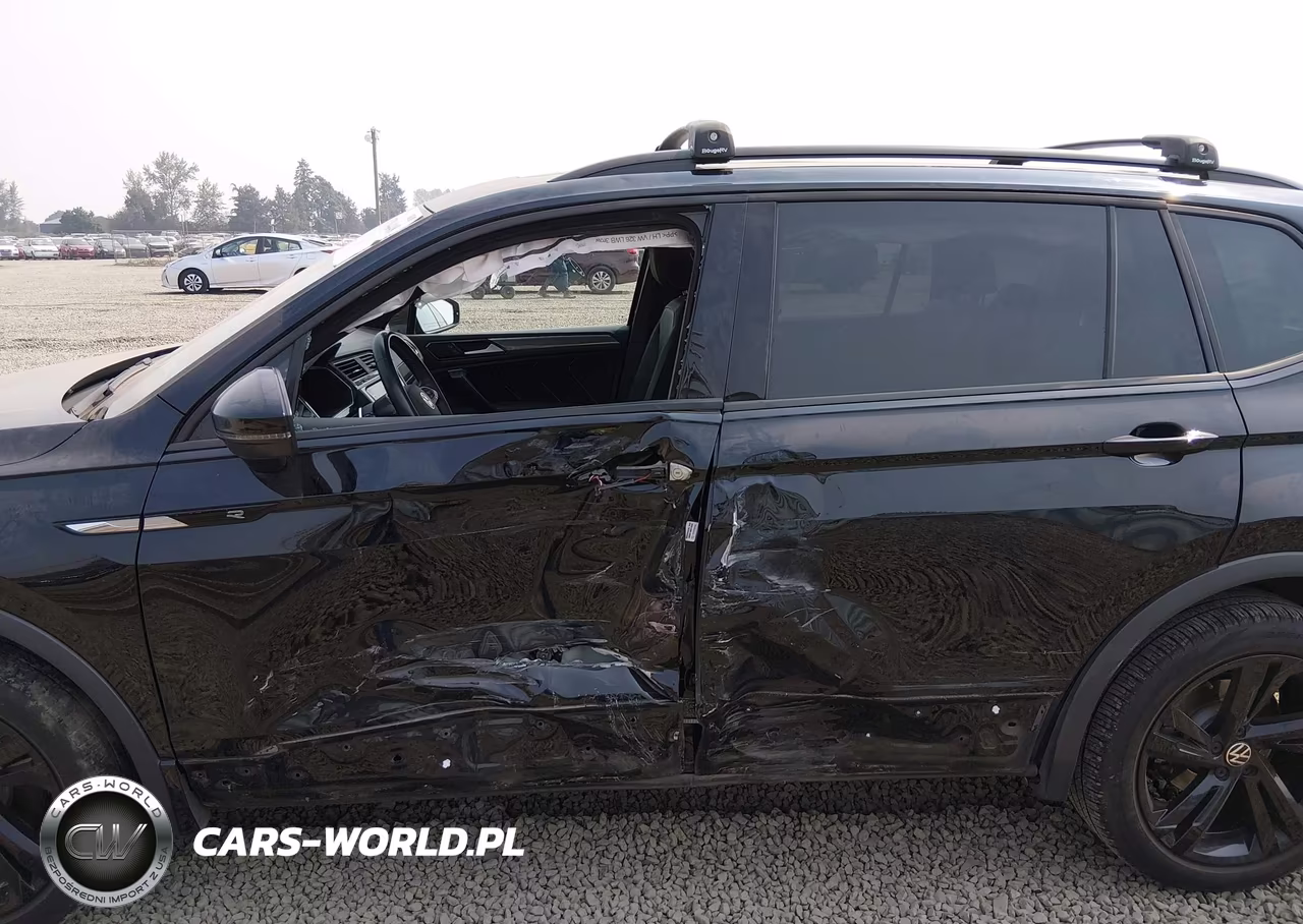 2023 Volkswagen Tiguan 2.0T Se R-Line Black VIN:3VVCB7AX7PM058112 - 6