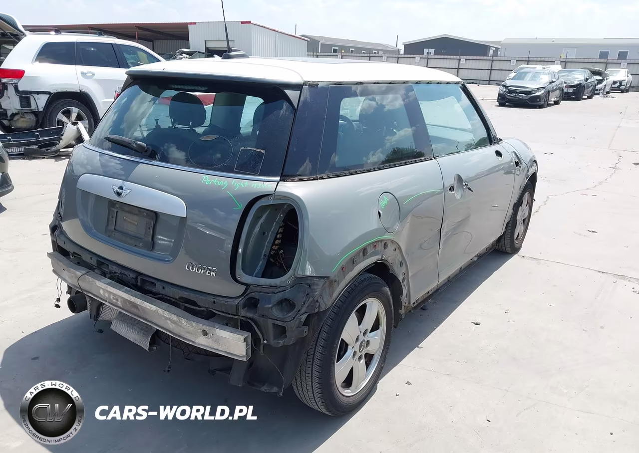 2015 Mini Hardtop Cooper VIN:WMWXM5C58FT937710 - 4