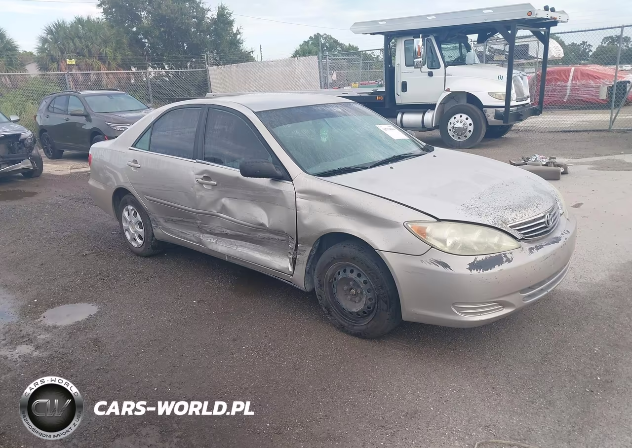 2005 Toyota Camry Std – zdjęcie 1 z 17