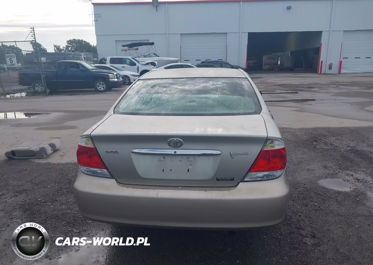 2005 Toyota Camry Std VIN:4T1BE32K95U435279 - 17