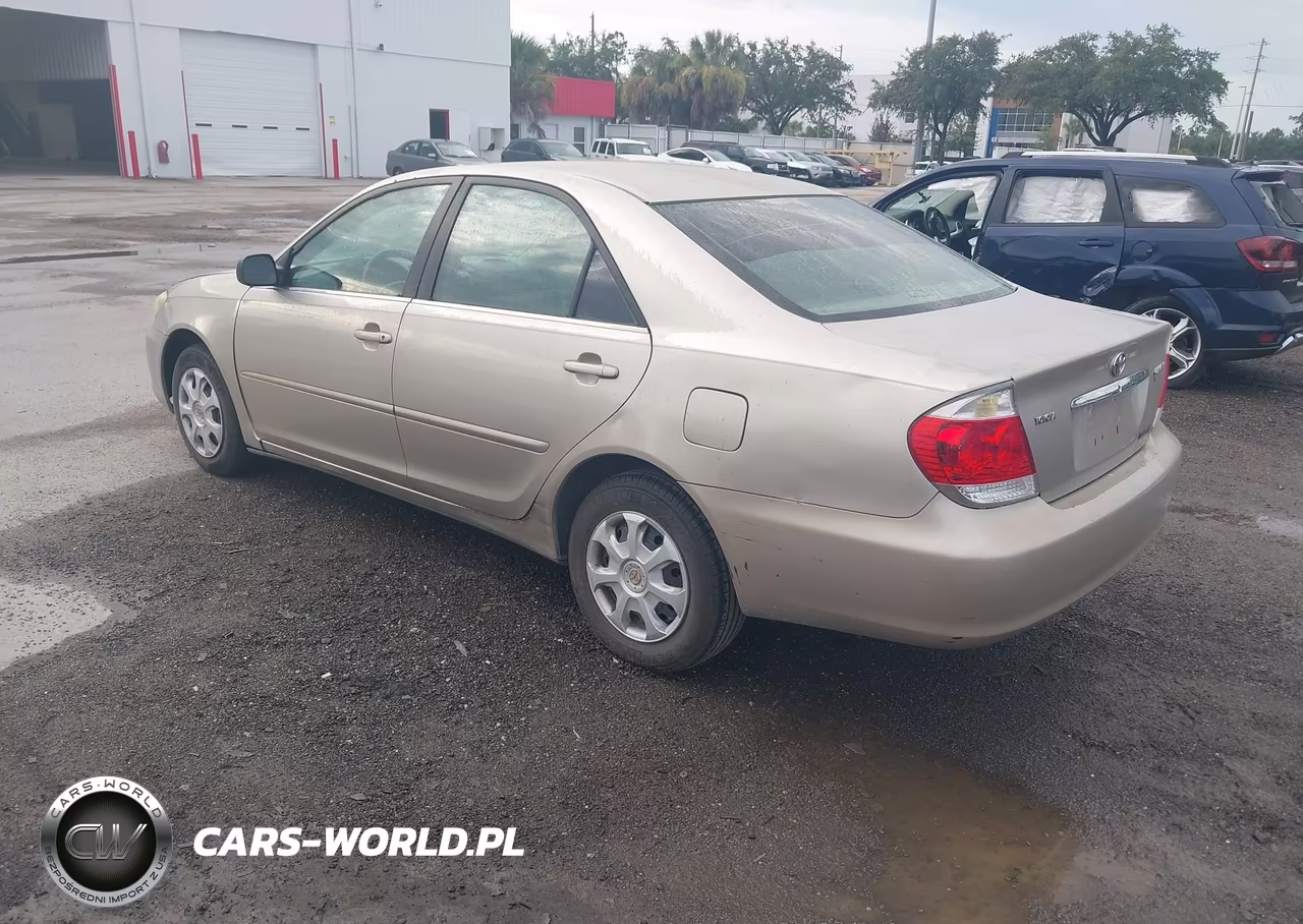 2005 Toyota Camry Std VIN:4T1BE32K95U435279 - 3