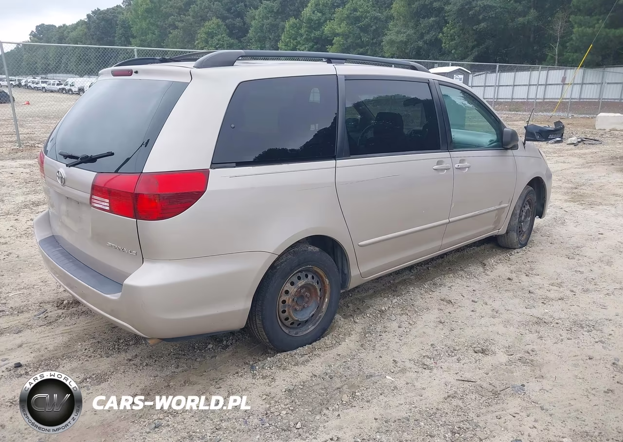 2004 Toyota Sienna Le VIN:5TDZA23C34S163802 - 4