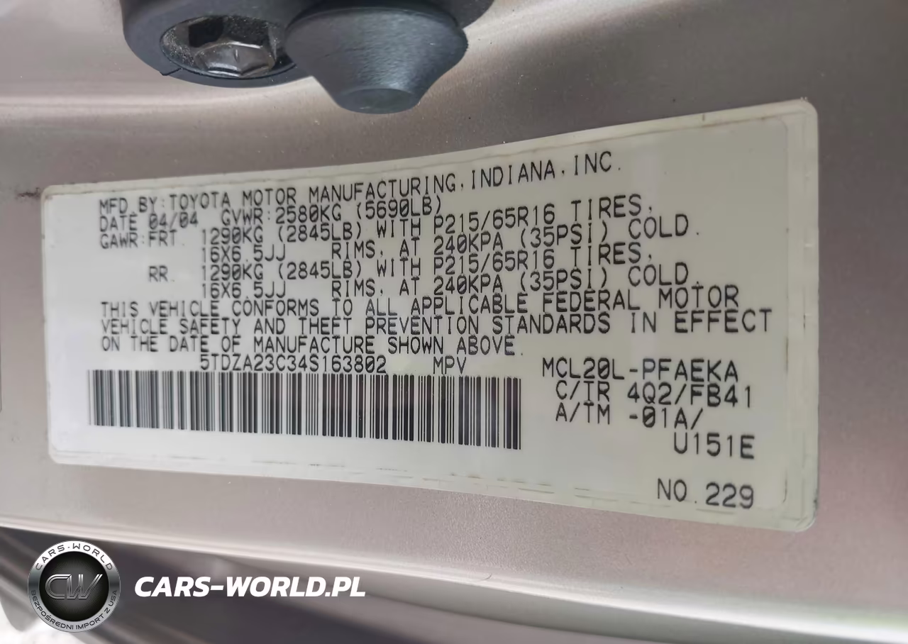 2004 Toyota Sienna Le VIN:5TDZA23C34S163802 - 9