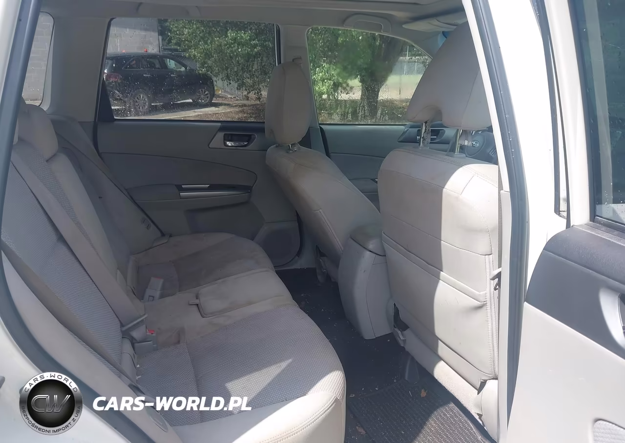 2013 Subaru Forester 2.5X Premium VIN:JF2SHADC9DH445468 - 8