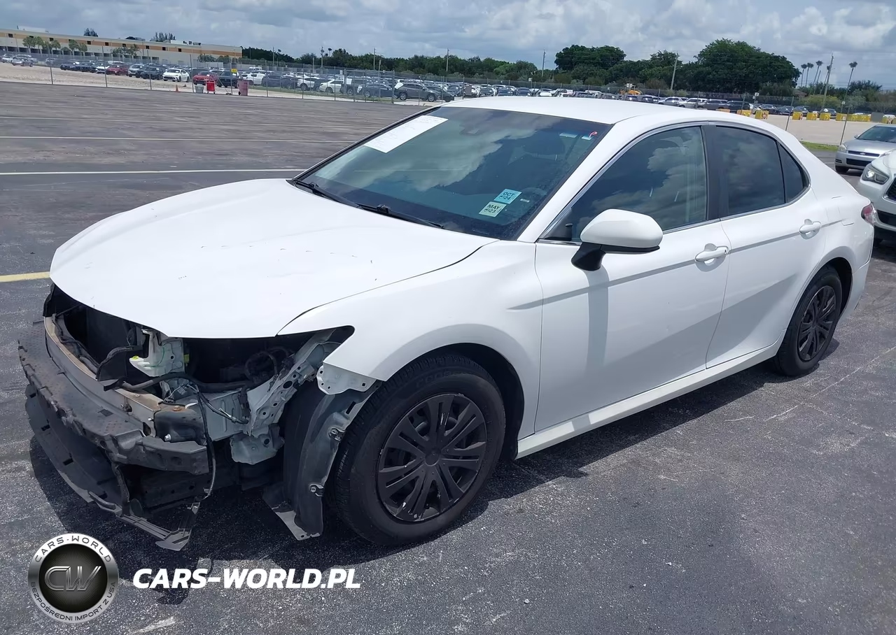 2018 Toyota Camry L VIN:4T1B11HK5JU052294 - 2