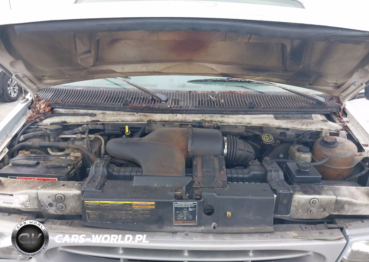 2000 Ford E-250 Commercial VIN:1FTNE2424YHB04566 - 10