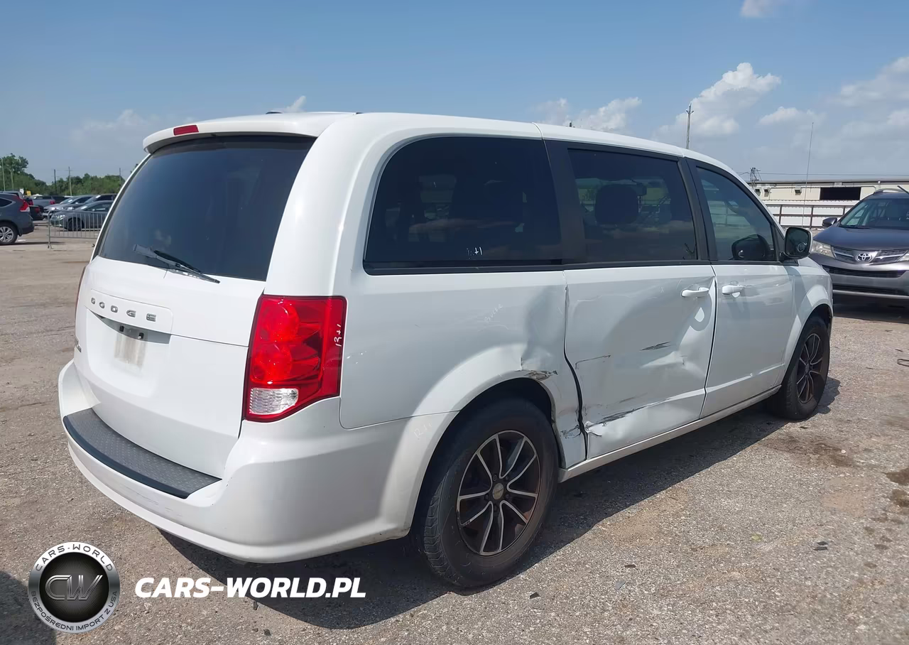 2018 Dodge Grand Caravan Se Plus VIN:2C4RDGBGXJR166547 - 4