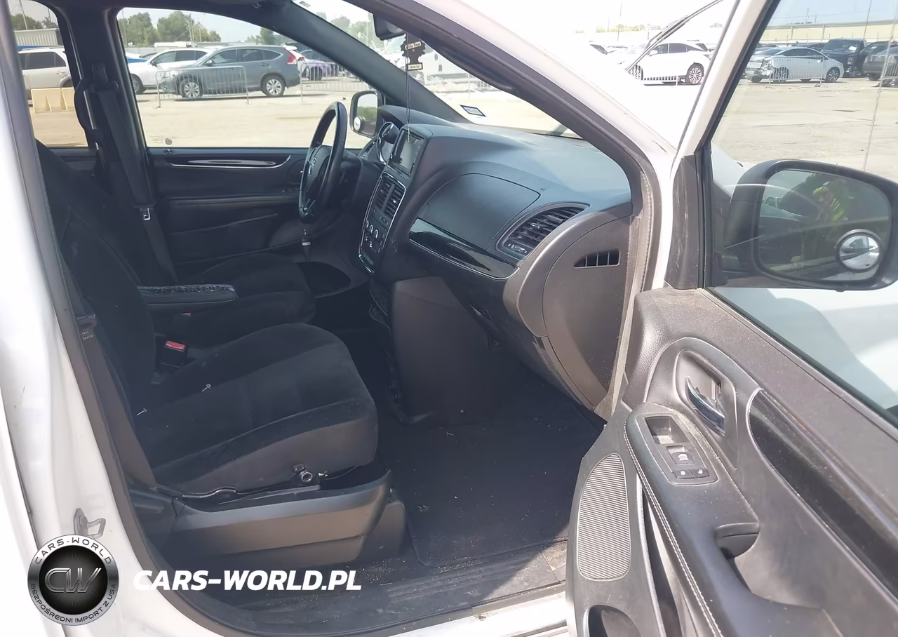 2018 Dodge Grand Caravan Se Plus VIN:2C4RDGBGXJR166547 - 5