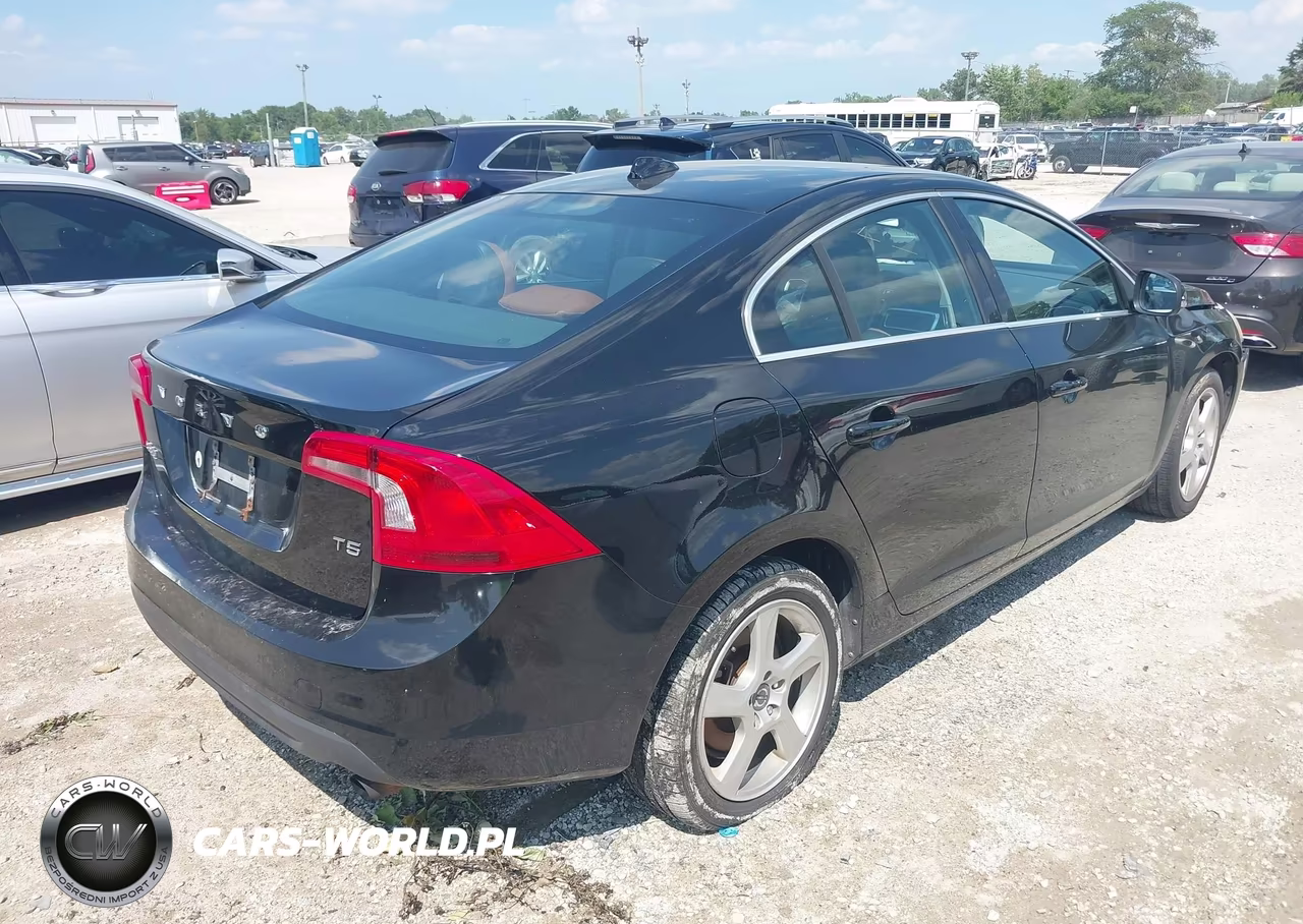 2012 Volvo S60 T5 VIN:YV1622FS1C2041359 - 4