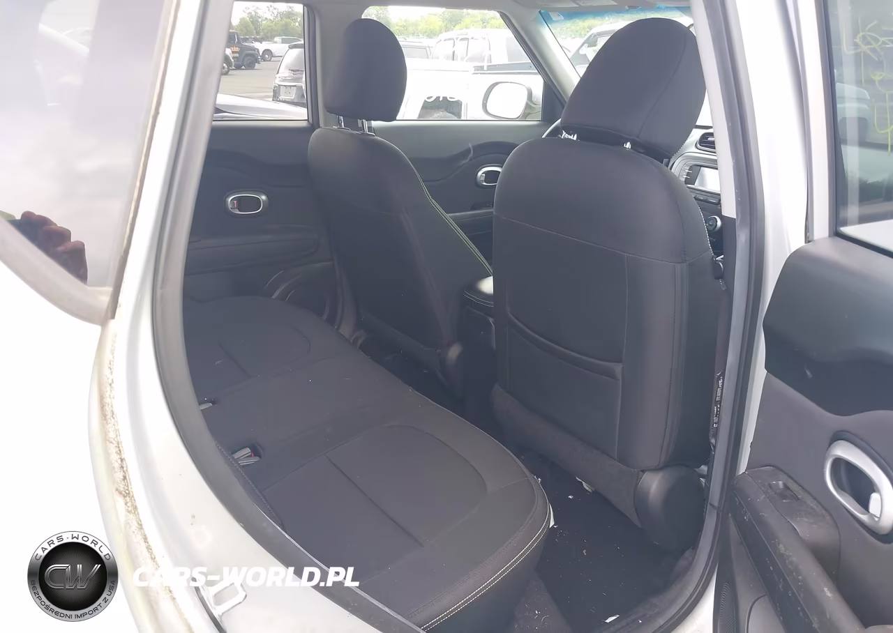 2015 Kia Soul + VIN:KNDJP3A56F7768593 - 8