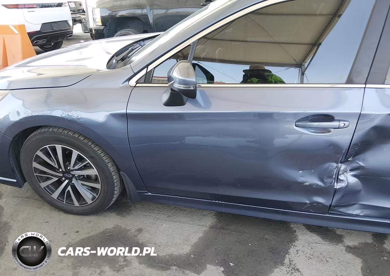 2018 Subaru Legacy 2.5I Premium VIN:4S3BNAH6XJ3004601 - 17