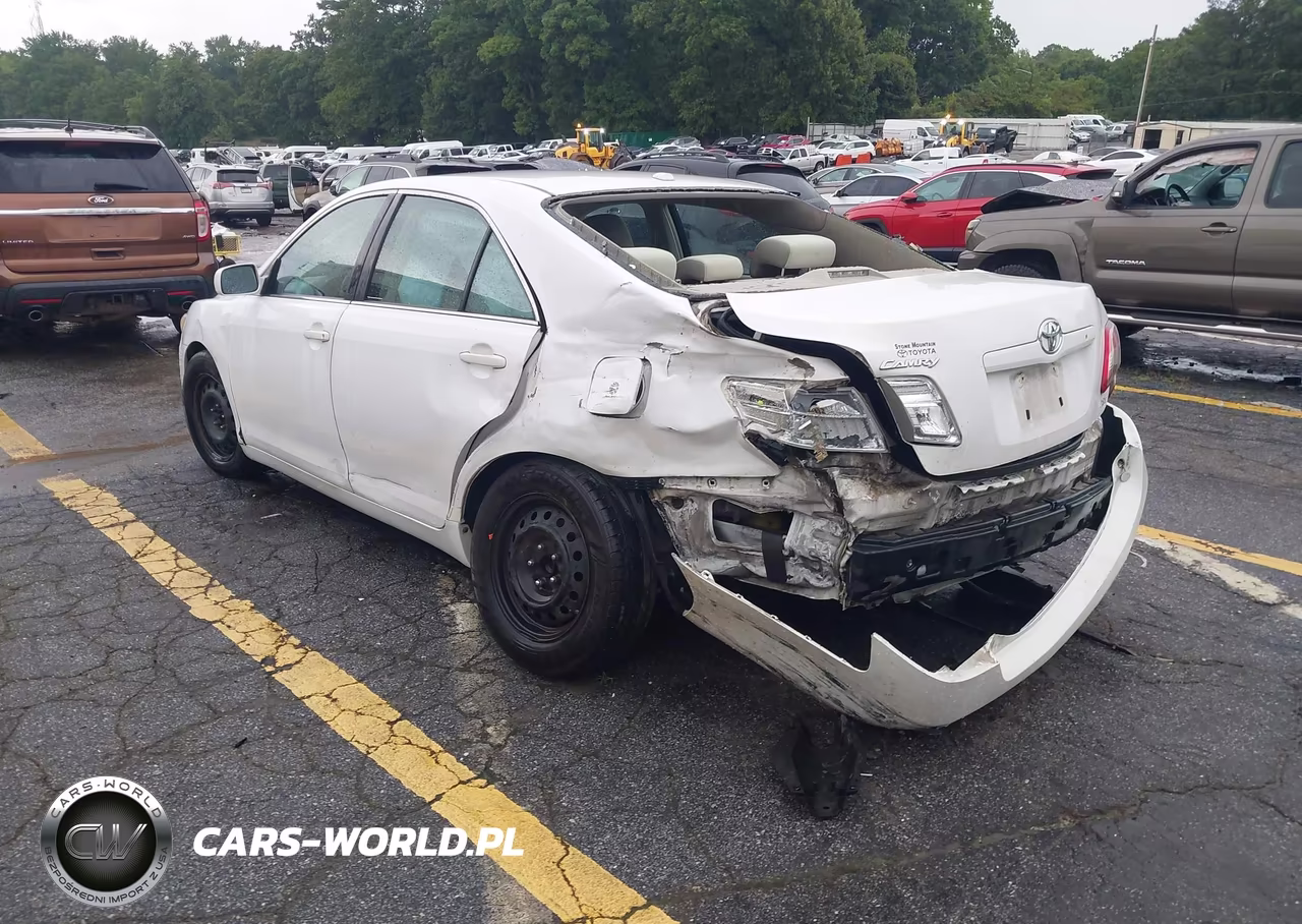 2011 Toyota Camry Le VIN:4T1BF3EK0BU697163 - 3