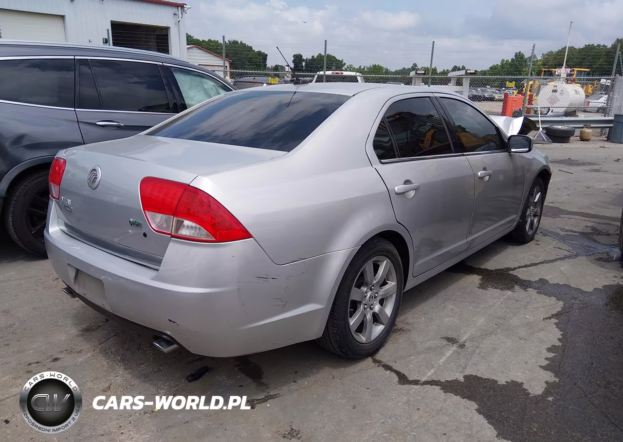 2010 Mercury Milan Premier VIN:3MEHM0JG0AR618826 - 4