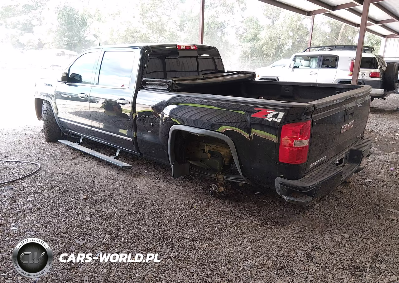 2015 GMC Sierra 1500 Denali VIN:3GTU2WEJ2FG192249 - 3