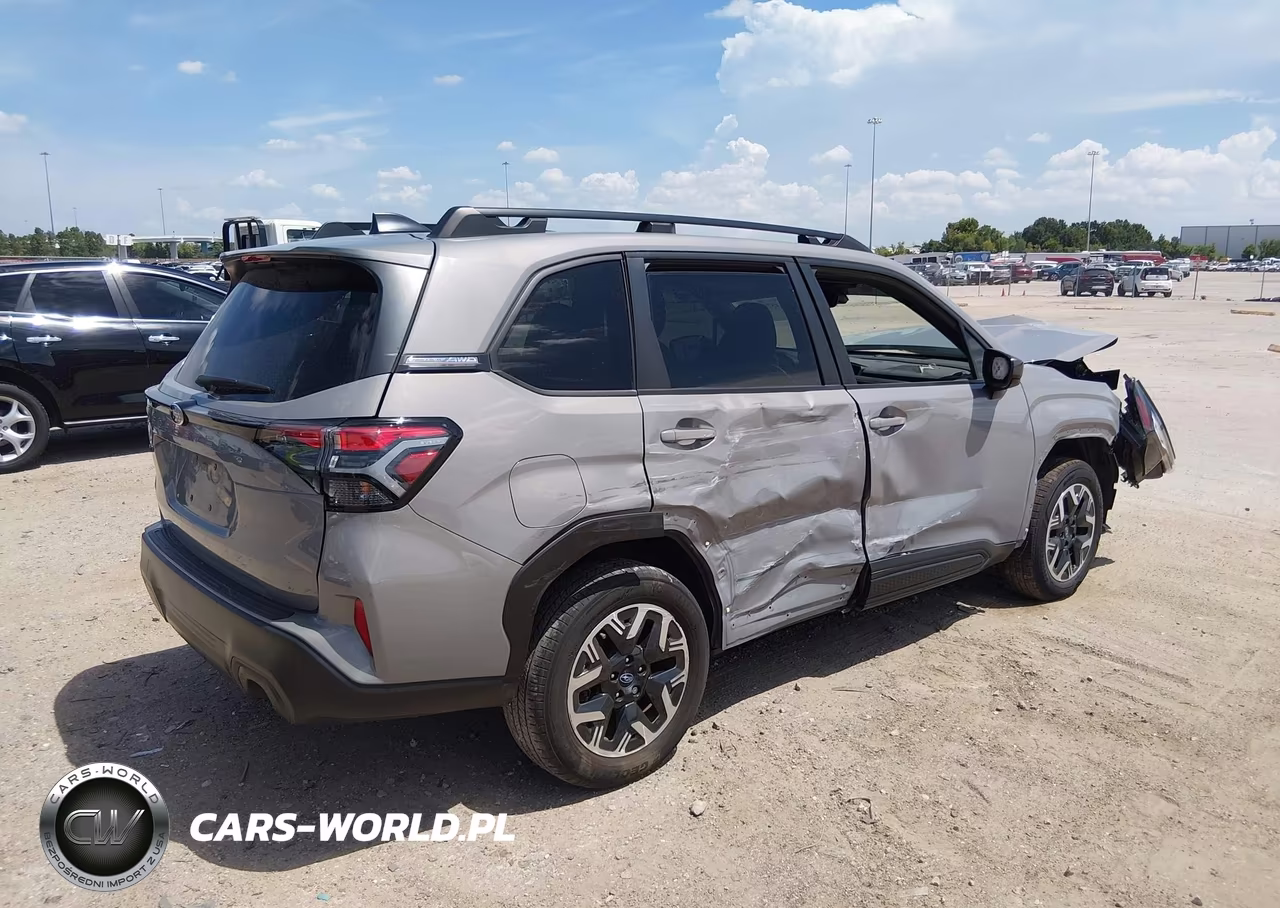 2025 Subaru Forester Premium VIN:JF2SLDBC8SH535761 - 4