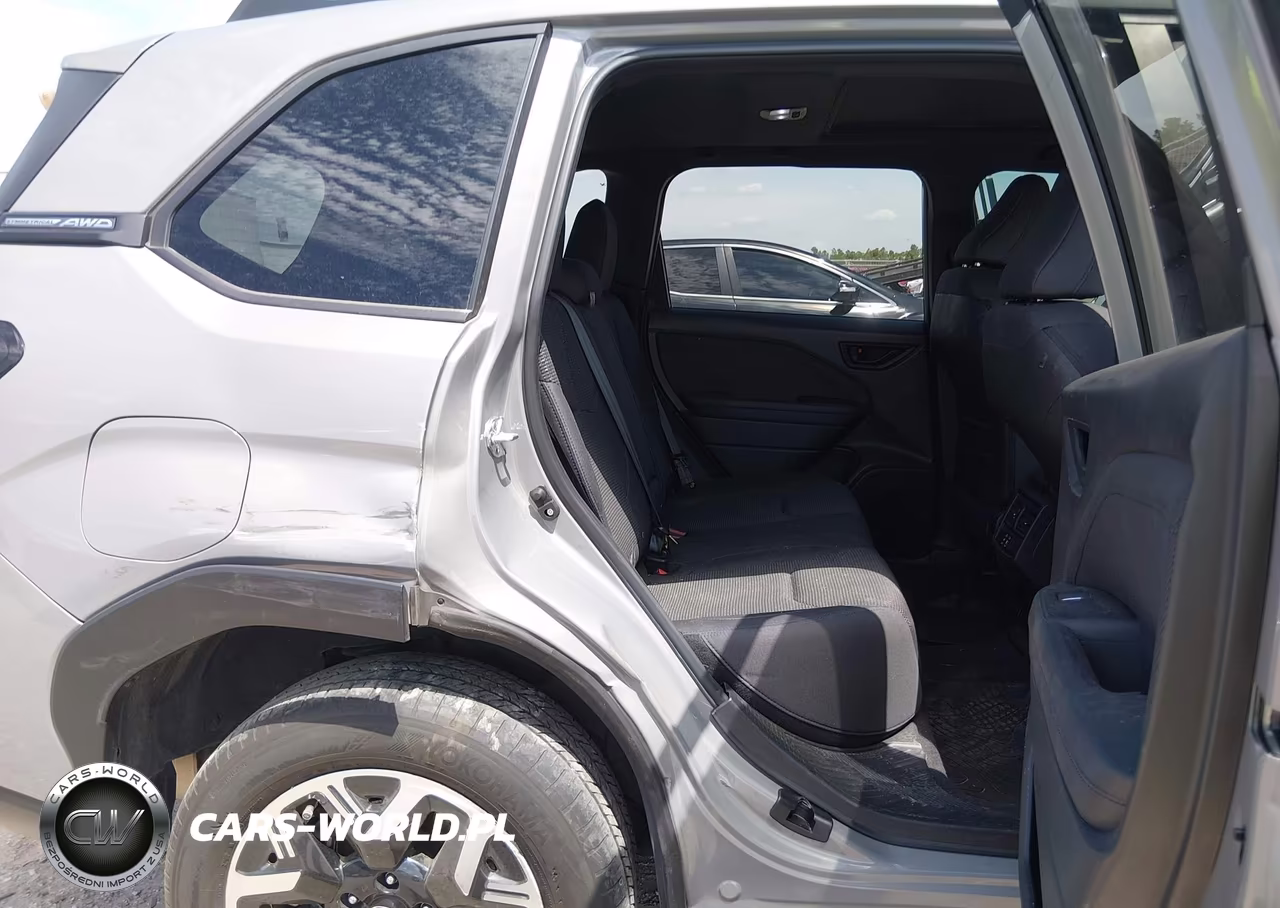 2025 Subaru Forester Premium VIN:JF2SLDBC8SH535761 - 8