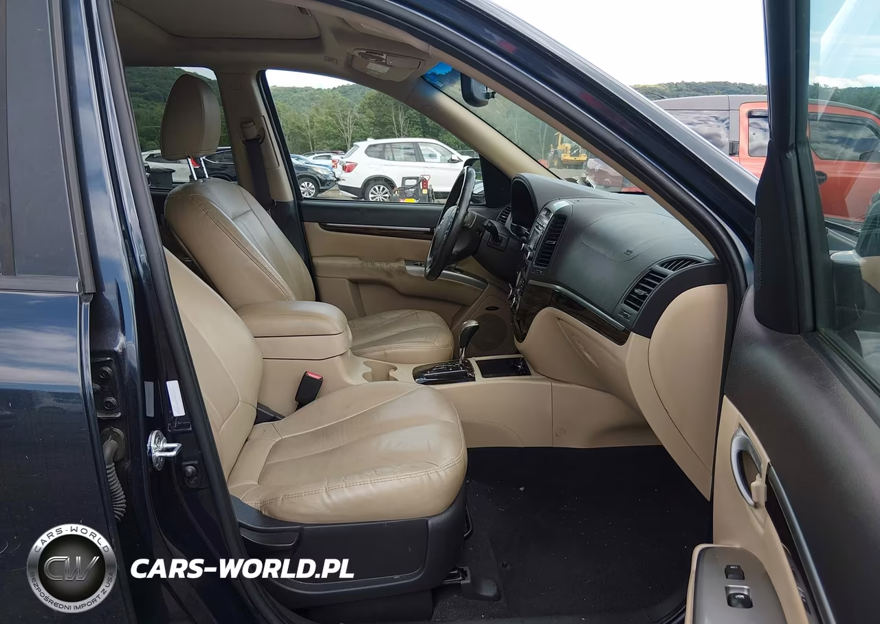 2012 Hyundai Santa Fe Limited V6 VIN:5XYZKDAG7CG150609 - 5