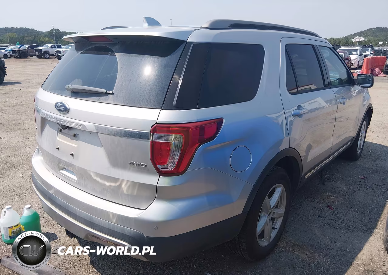 2016 Ford Explorer Xlt VIN:1FM5K8D89GGC53071 - 4