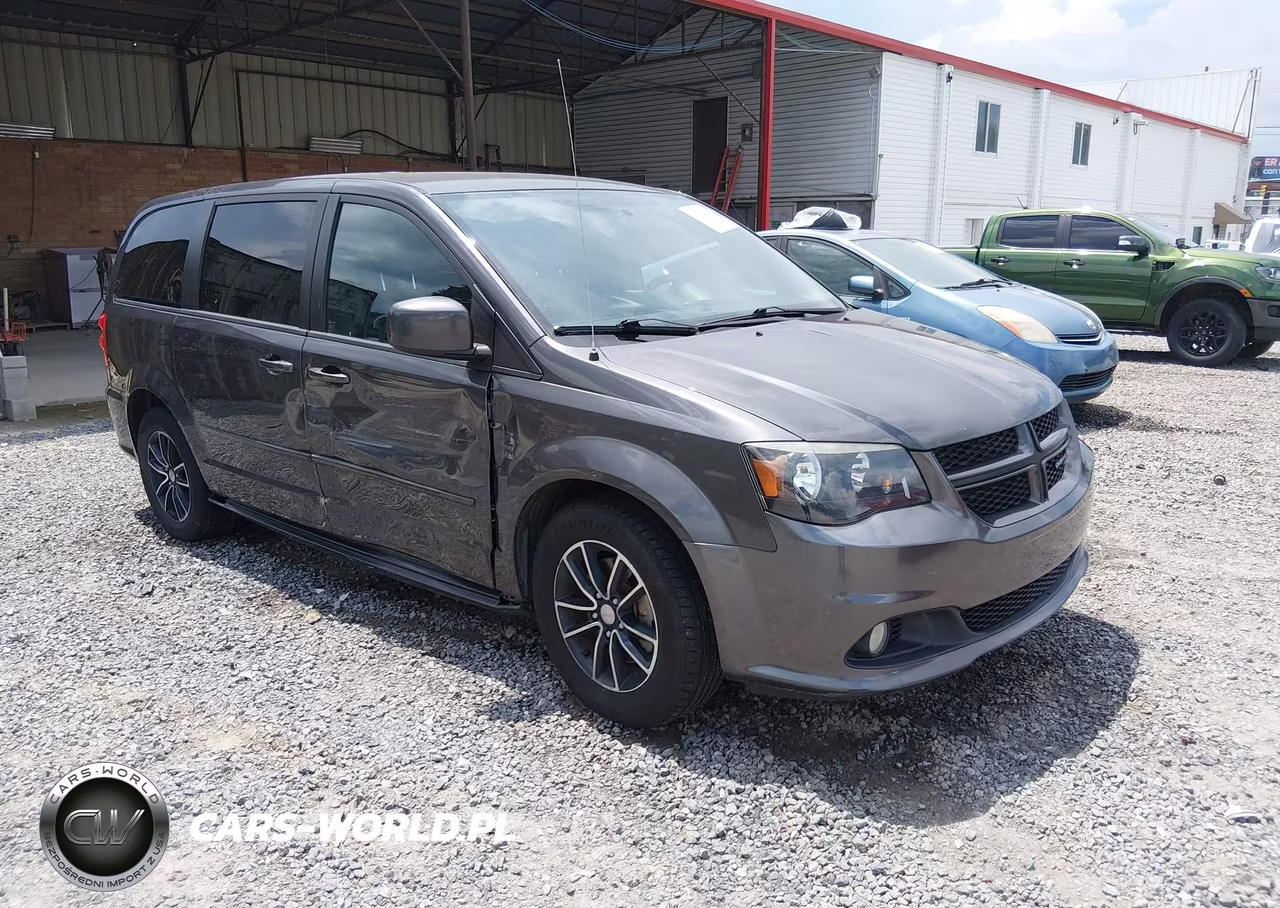 2015 Dodge Grand Caravan R-T
