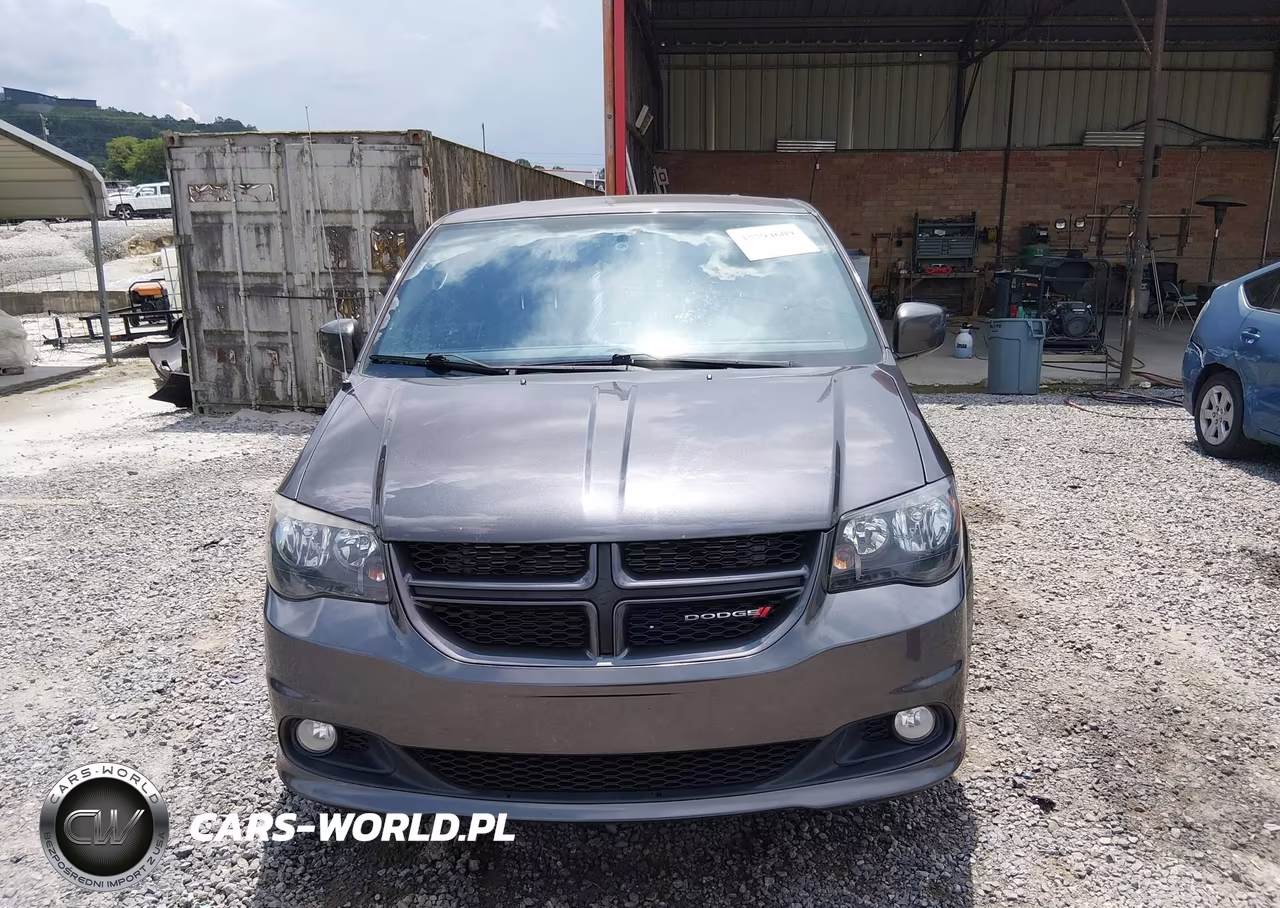 2015 Dodge Grand Caravan R-T VIN:2C4RDGEG4FR633688 - 12