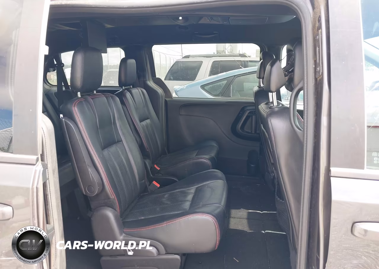 2015 Dodge Grand Caravan R-T VIN:2C4RDGEG4FR633688 - 8