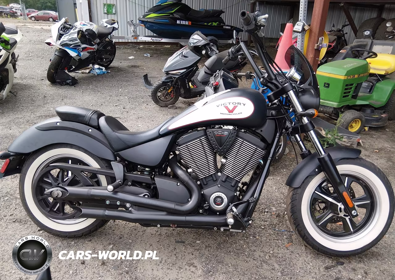 2014 Victory Motorcycles High-Ball VIN:5VPWB36N5E3037674 - 12
