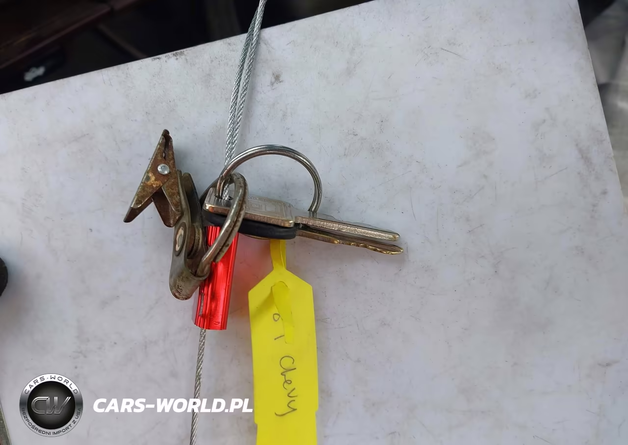 1989 Chevrolet Gmt-400 C2500 VIN:1GCFC24K4KE148442 - 11