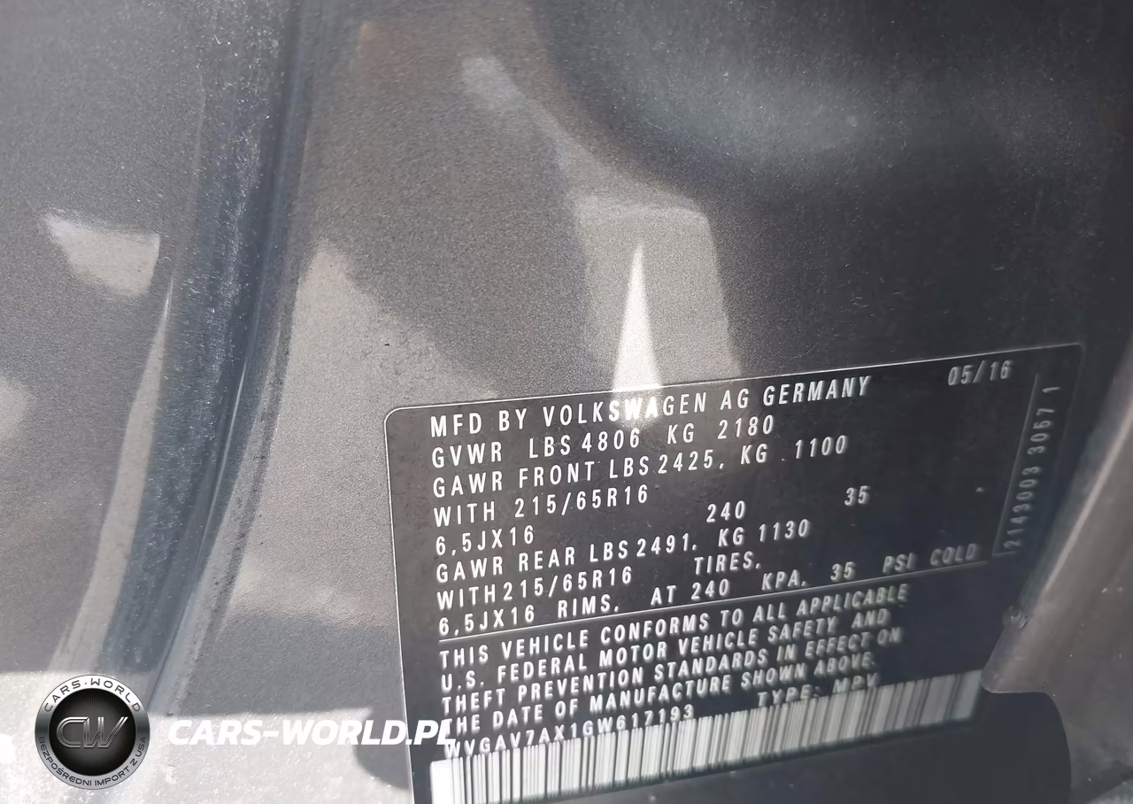 2016 Volkswagen Tiguan S VIN:WVGAV7AX1GW617193 - 9